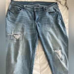 Old Navy Boyfriend Skinny Jean Lightwash